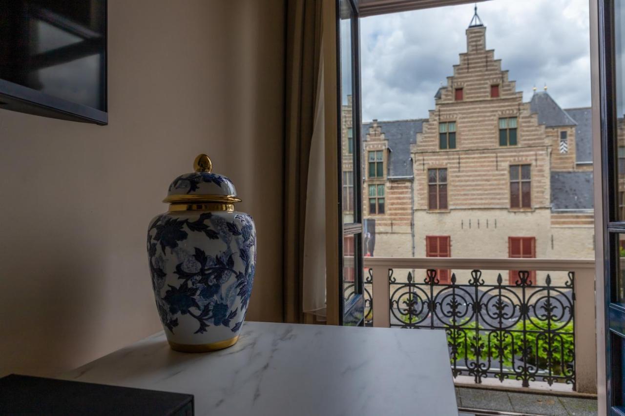 Boutique Hotel No5 Bergen op Zoom Esterno foto