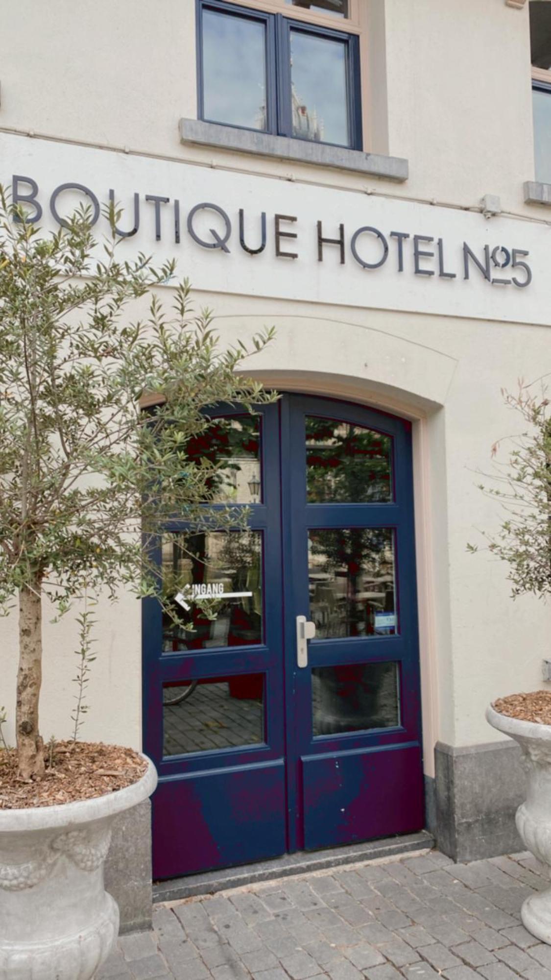 Boutique Hotel No5 Bergen op Zoom Esterno foto