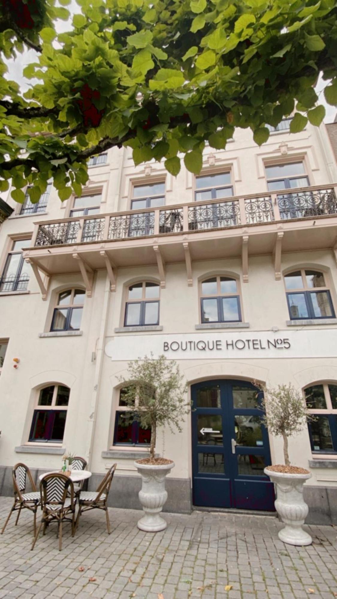 Boutique Hotel No5 Bergen op Zoom Esterno foto